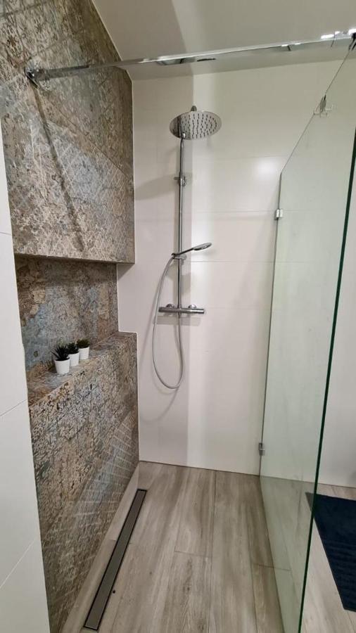 Apartament Rewal Klifowa Morska 3 Z Basenem Kültér fotó